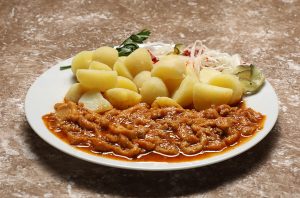 Pacal-pörkölt-körettel